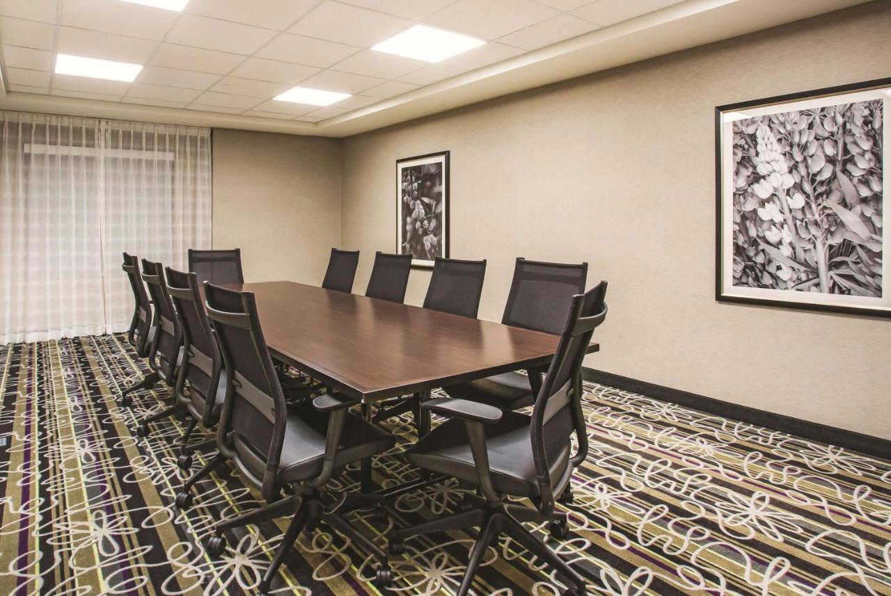 La Quinta By Wyndham Las Vegas Summerlin Tech Ngoại thất bức ảnh