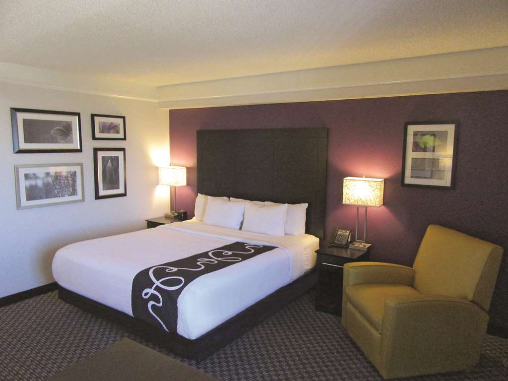 La Quinta By Wyndham Las Vegas Summerlin Tech Phòng bức ảnh