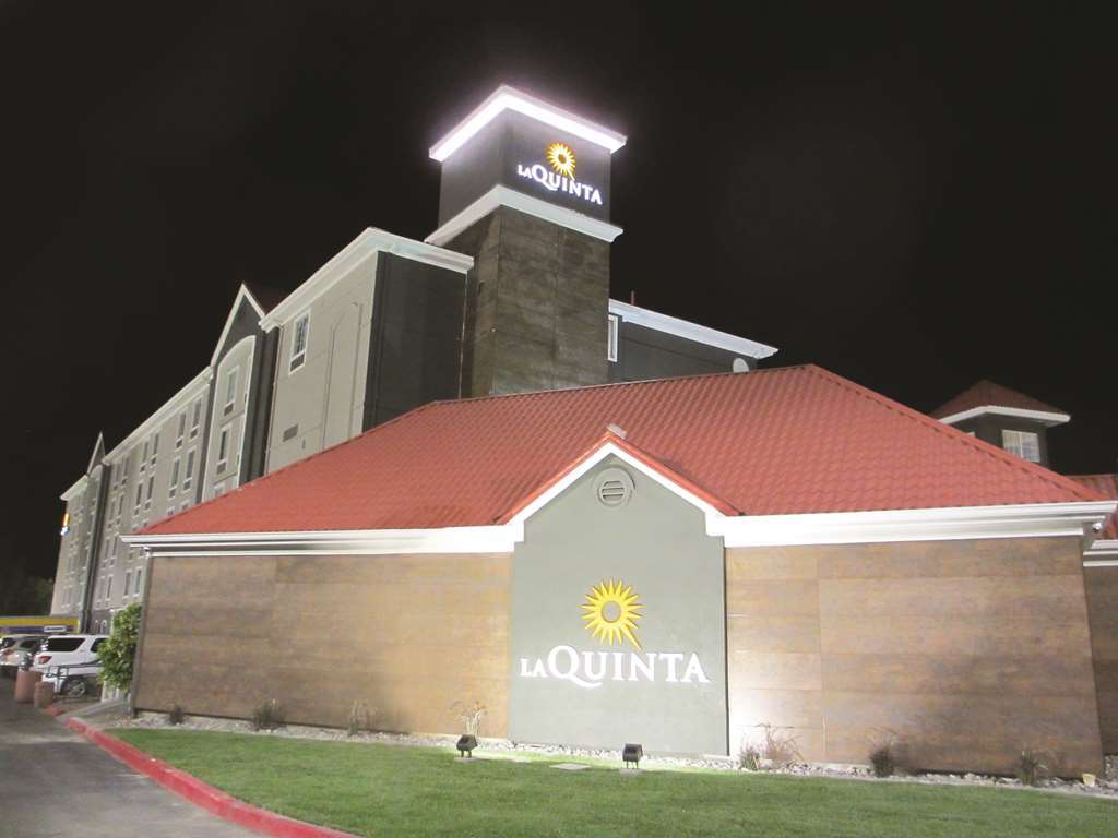 La Quinta By Wyndham Las Vegas Summerlin Tech Ngoại thất bức ảnh