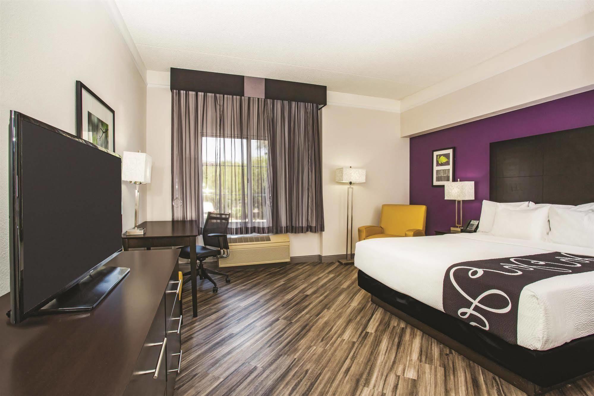La Quinta By Wyndham Las Vegas Summerlin Tech Ngoại thất bức ảnh
